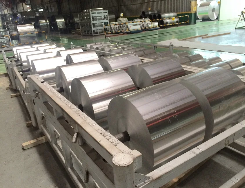 Yanke Aluminum Foil Jumbo Roll 8011 1235 3003 Raw Material 7 Micron for Kitchen Packaging Use