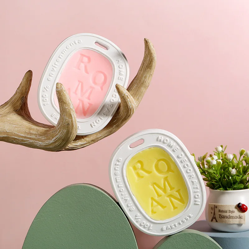 Handmade Decorative Hanging Aromatherapy Paraffin Ceramic Aroma Stone Diffuser for Wardrobe Car