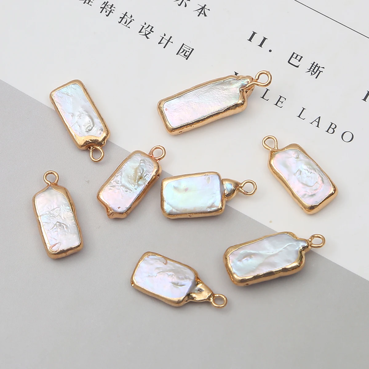 Wholesale Natural Freshwater Pearl Copper Clad Double Hanging Circular Jewelry Charms For DIY Bracelet Necklace Earring Making