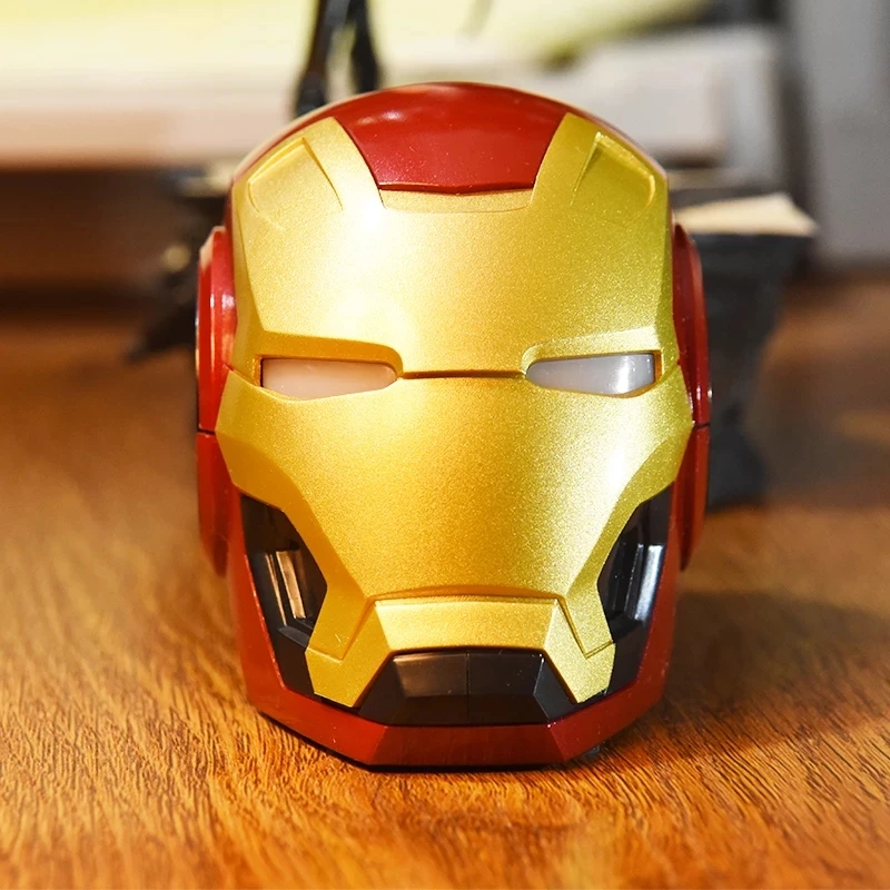 Cartoon Gift Toys Ironman Helmet Soundbar Bass Loudspeaker Iron Man Portable Mini BT Wireless Speaker With TF FM