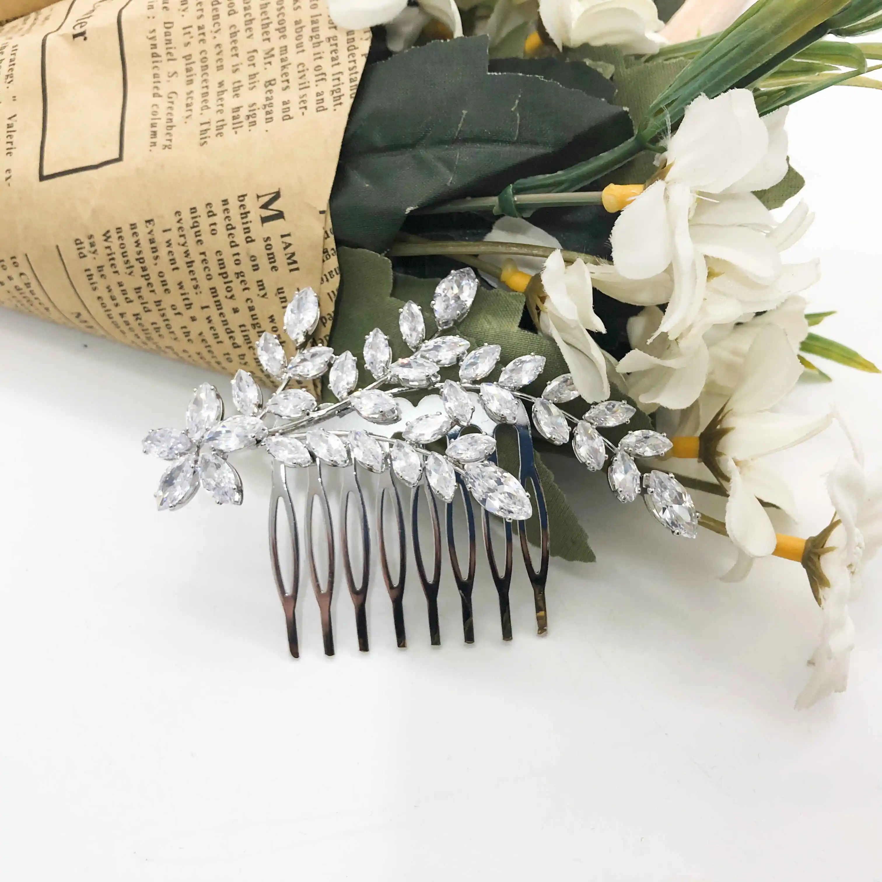 GS0084 новый дизайн в форме листа циркониевые свадебные аксессуары для волос гребень для волос