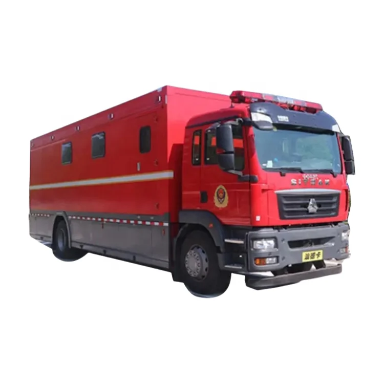 Sinotruk howo 4x2 heavy duty Mobile Shower House Truck Bathing Truck for sale