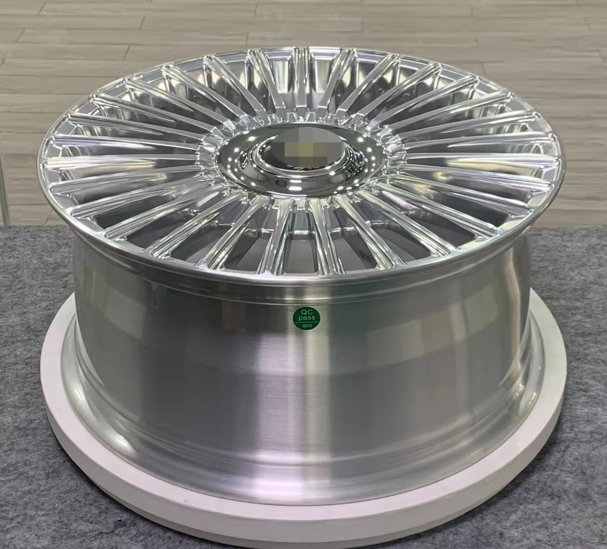 Customized  one -piece forged wheel  with 2 colors and Rivets 16 - 24 inch gunmetal color  for  Audi Benz Nissan and