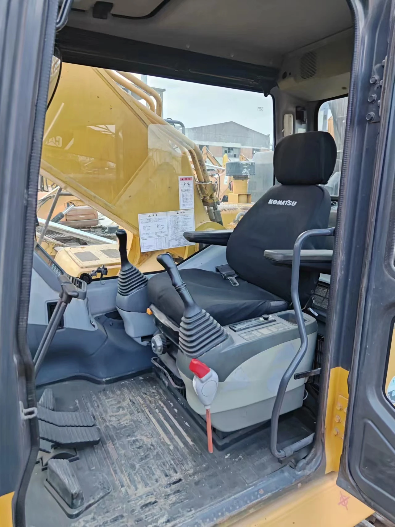 Ready-to-Ship Used 2014 Komatsu PC400-7EO Excavator With Original Core Components Farm Machinery Hot Sale Digger Good Prices