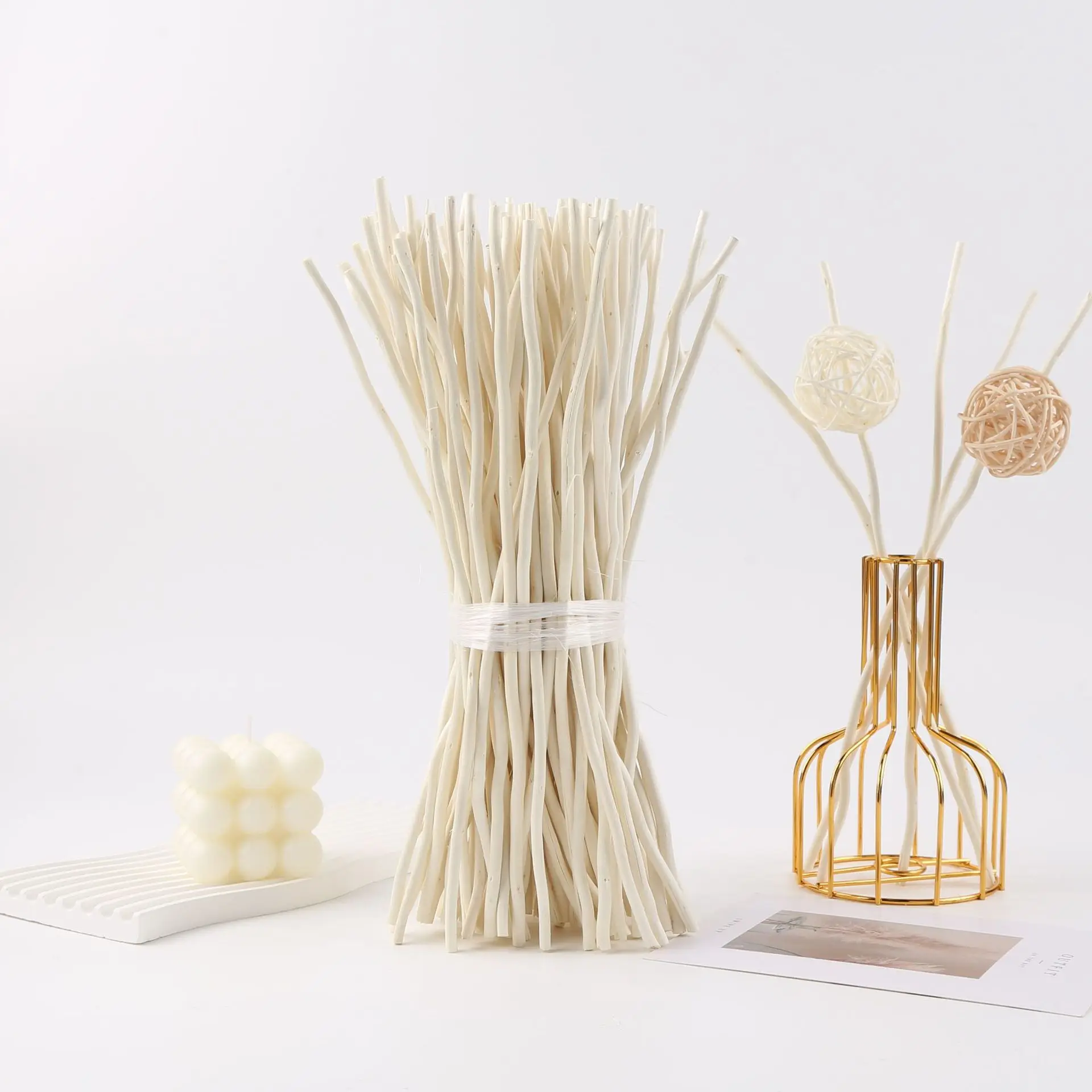 Natura Curly Willow dried pampas Branches Dried Curly Willow Branches 100% Natural Decorative White Sticks for Home Decor