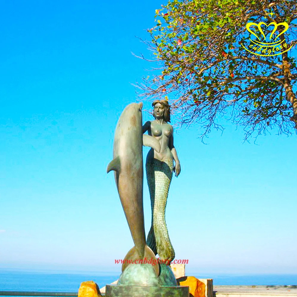 High Quality Street water feature Landscape decor Design Metal Crafts art sculpture sea snail Bronze Mermaid Statue