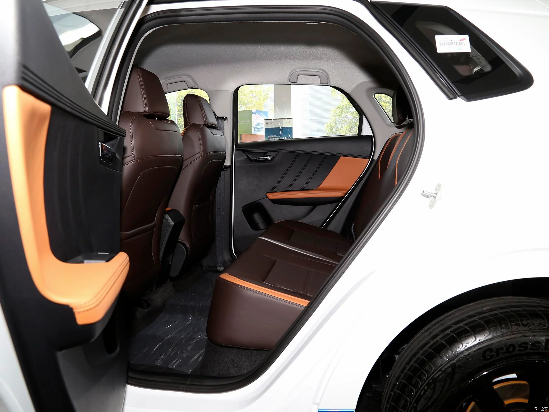 BYD Electric Sedan New e2 BYD E2 Electric Car Used Car 4 Wheel Everbright Sports Ev Car High Speed Adult City Use
