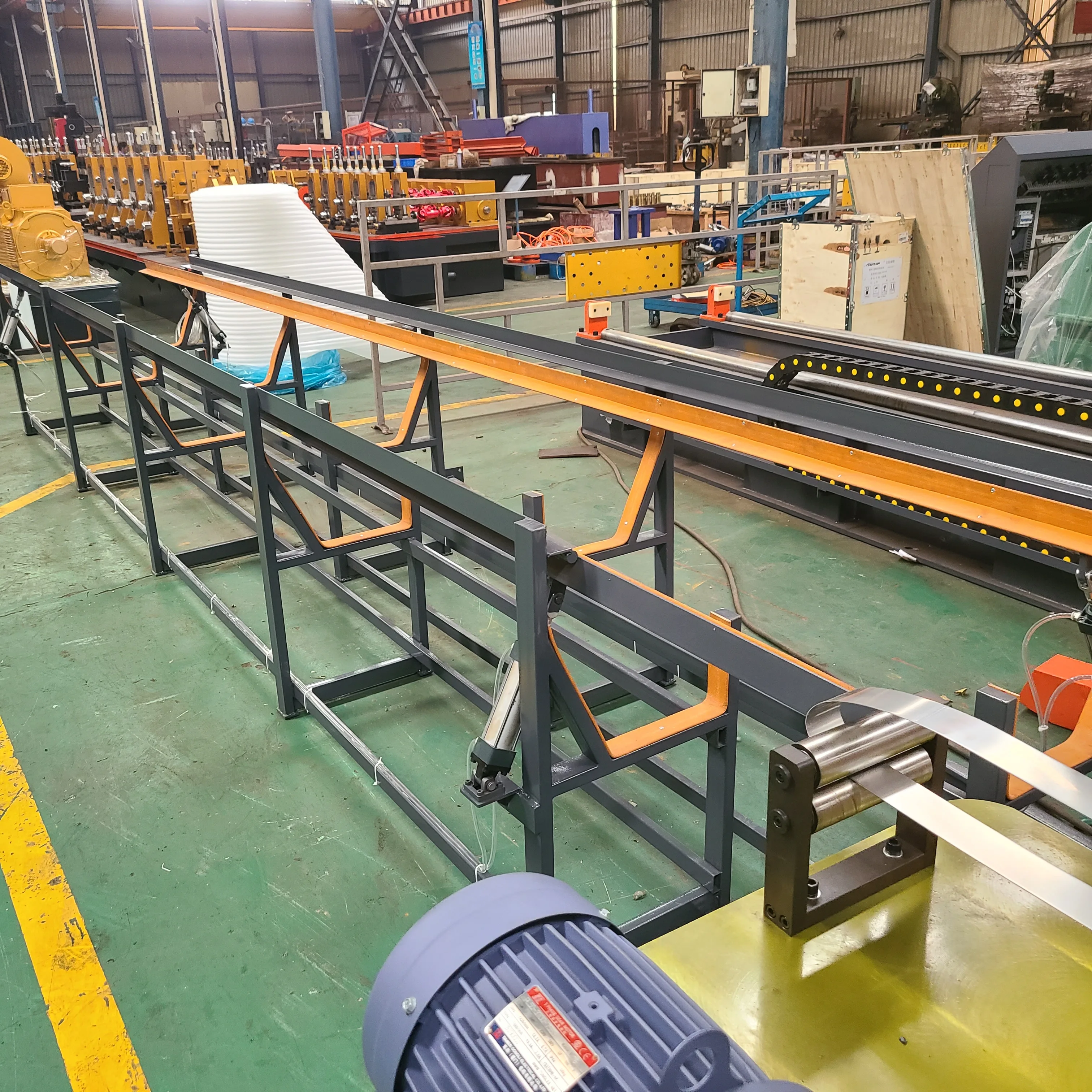 Высокую выгоду из нержавеющей стали труб в мельничных линии круглая труба форма-трубочных изготовительных машин