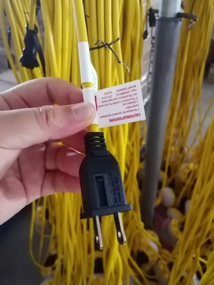 Sehon 100 Foot Yellow Construction String Lights With Fuse High Lumens Plastic Cage Work Light String