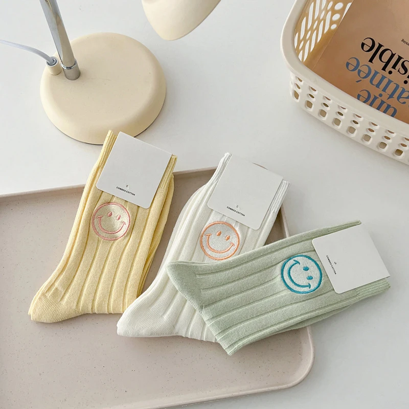 Korea Fashion Solid Color Embroidery Smile Face Adults Sports Cozy Cotton Women Socks