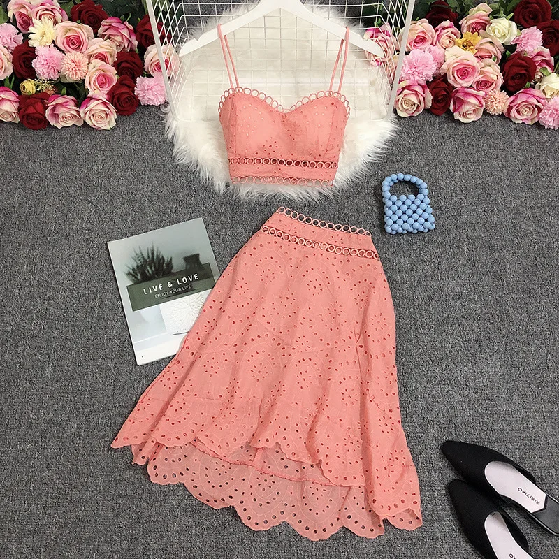 2022Sling skirt two-piece seaside holiday suit summer new backless short tube top high waist ruffle