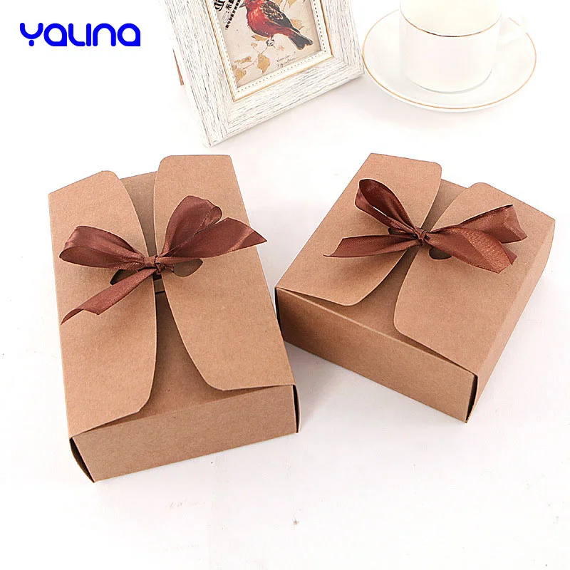 Custom logo kraft boxes with bowknot ribbon disposable packaging boxes food dessert cake boxes