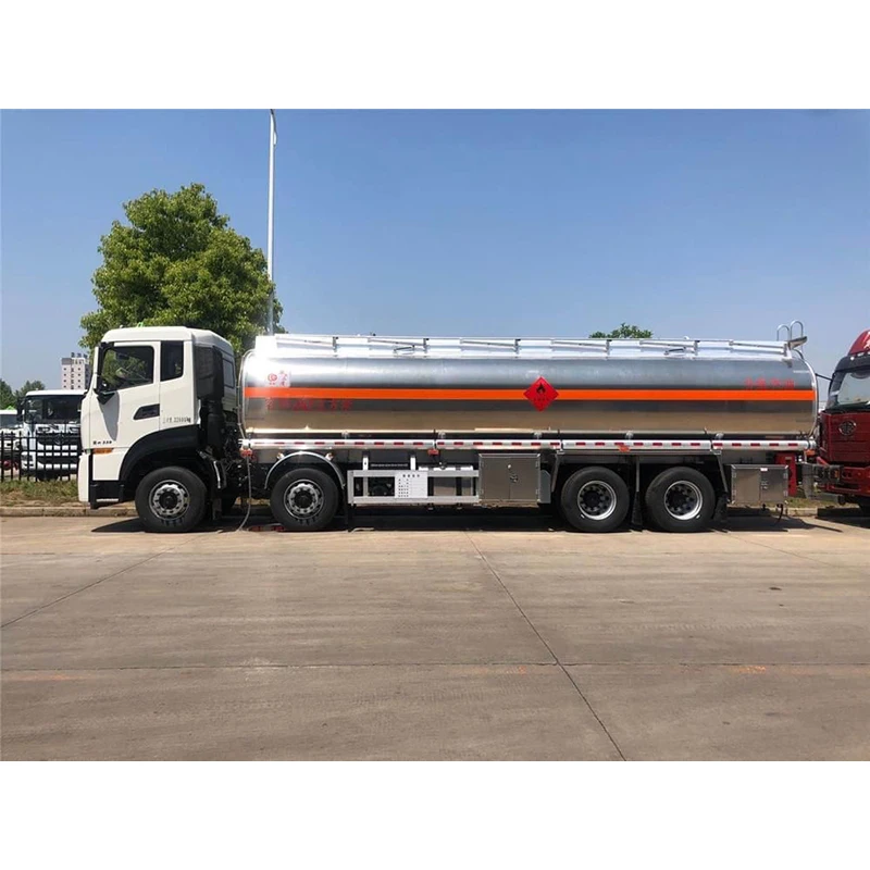 Tanker Truck Dongfeng Gasoline Truck , High Quality Fuel Tank, Oil Tank Price