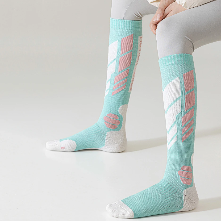 New Long Sport Socks Skiing Snowboarding Warm Stockings Cold Weather Thick Knee High Thermal  Merino Wool Skiing Socks for Man