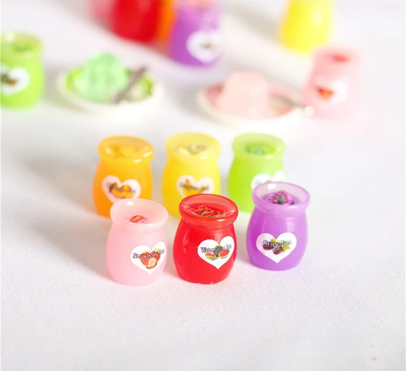 Hot Selling Product Doll House Miniatures Jam Jars Mini Fruit Milk Honey Glass Jars Resin Crafts Toy Casa De Bonecas