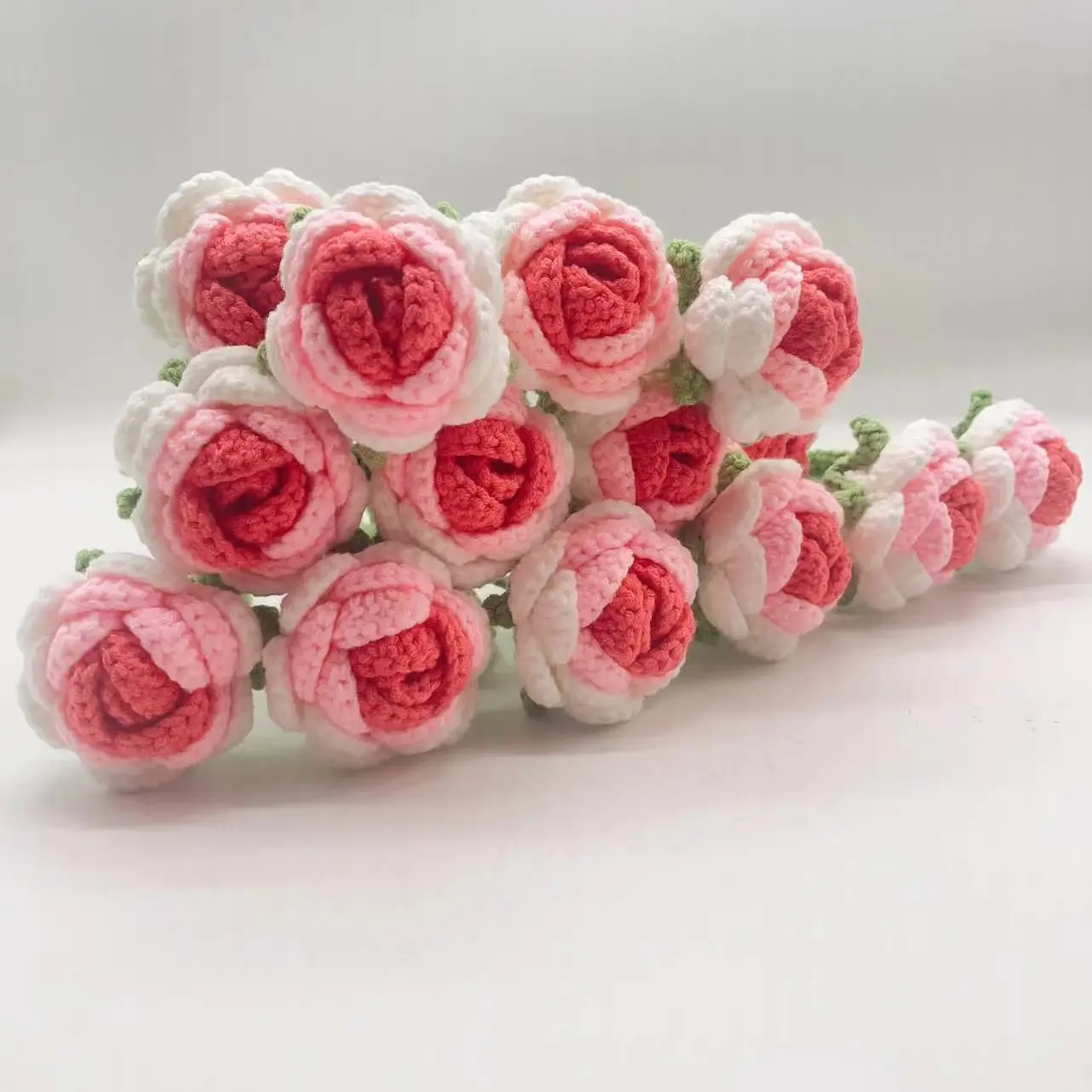 Rose Wholesales colored handmade crocheted flowers Lovely Sunflower Tulip Rose Daisy Home Office Car Decoration Crochet Flowers