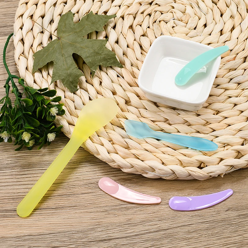 Wholesale Mini Plastic Face Cream Cosmetic Packaging Spatula Spoon Eye Facial Mask Spoon Mask Cream Spoon