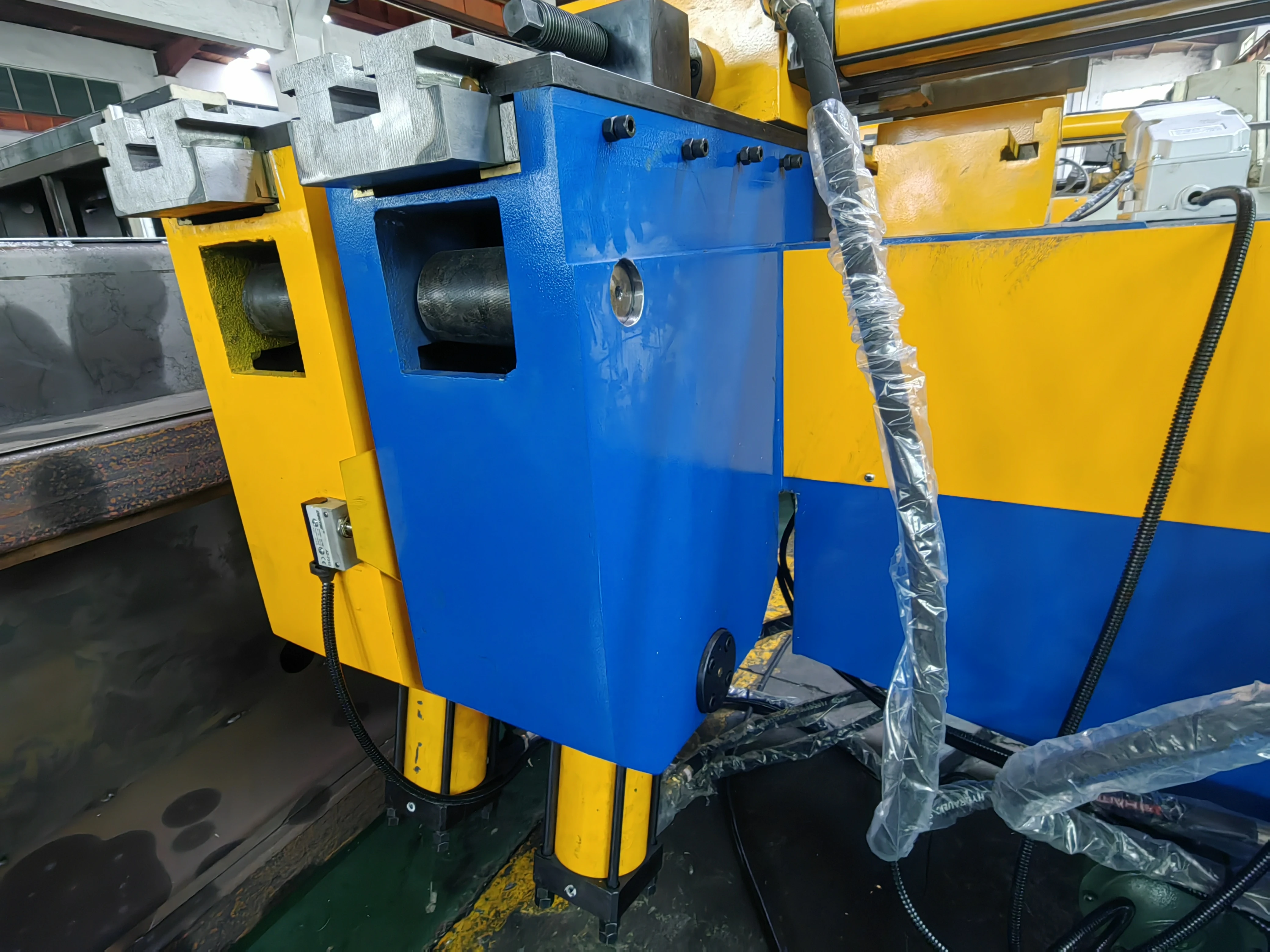 DW100NC manual pipe and tube bending metal pvc conduit bending machine