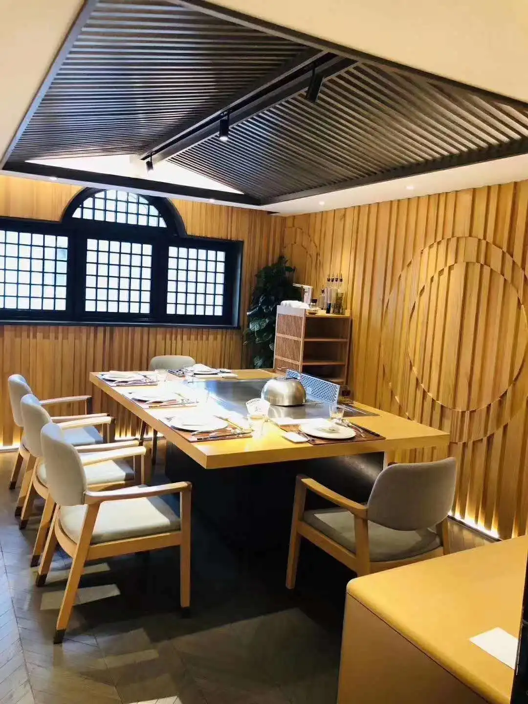 No Fumes Hibachi Grill 10 seats