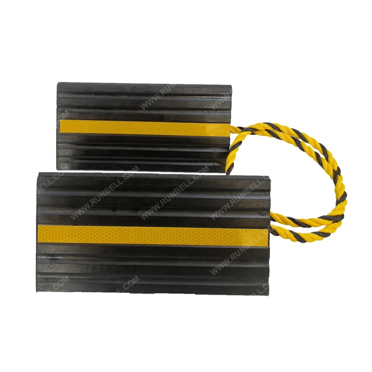 Aircraft Wheel Chocks Small Size Ribbed Rubber Reflective Tape Rope
