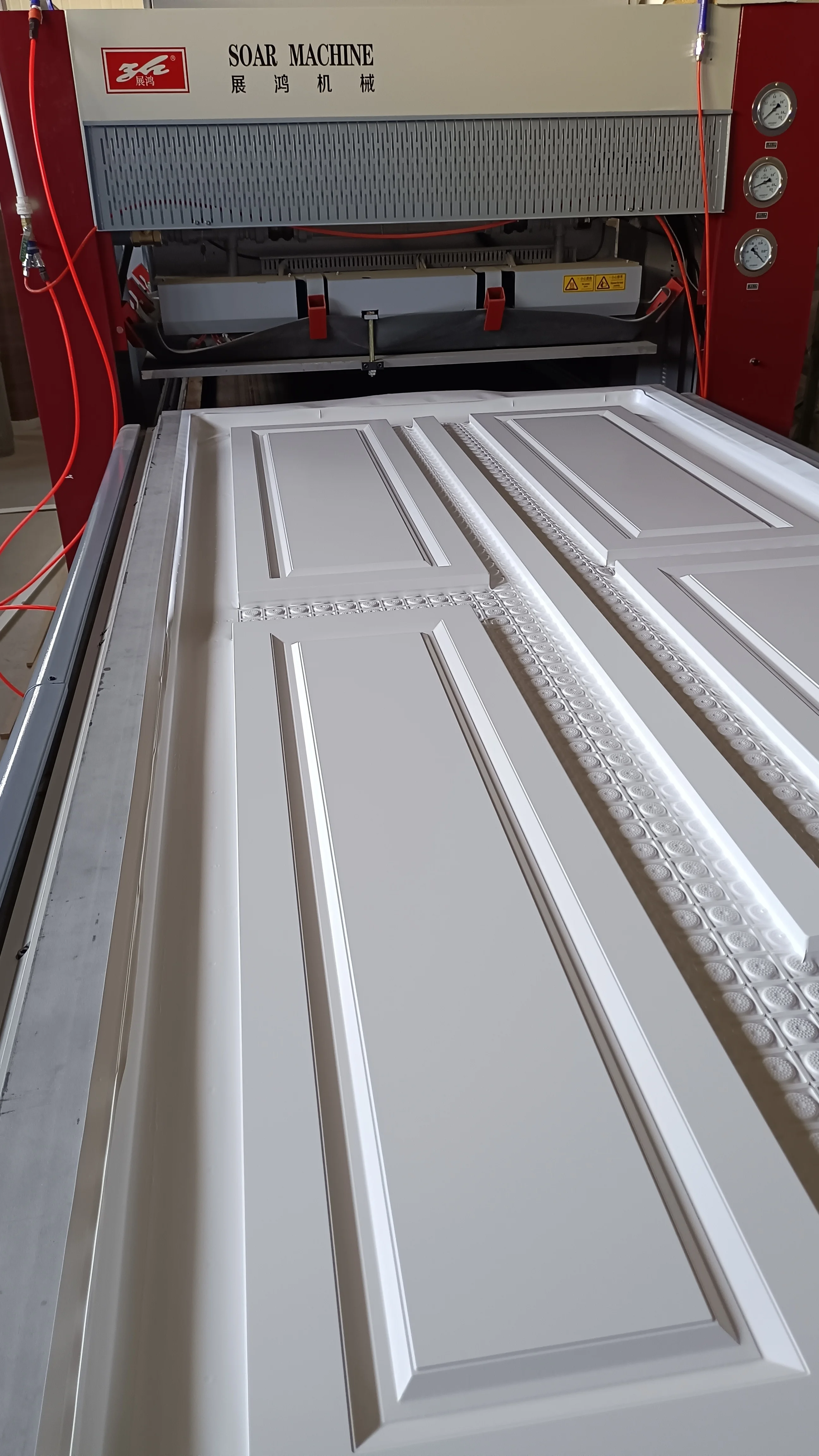 Высокая производительность Авто контактный вакуумный мембранный пресс машина для деревянной двери