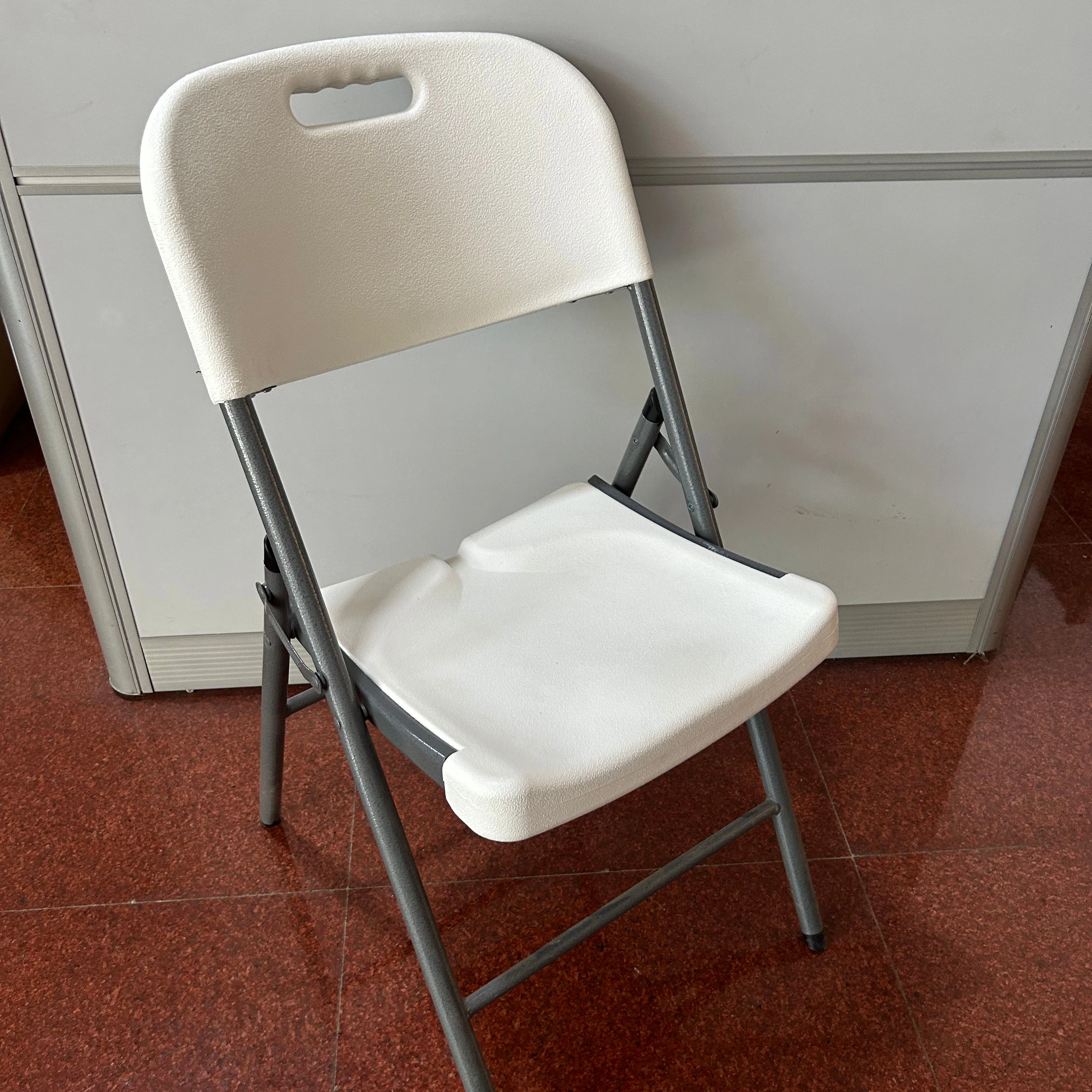 Wholesale dining room furniture luxury metal leg luxury dining chair white folding chairs plastic