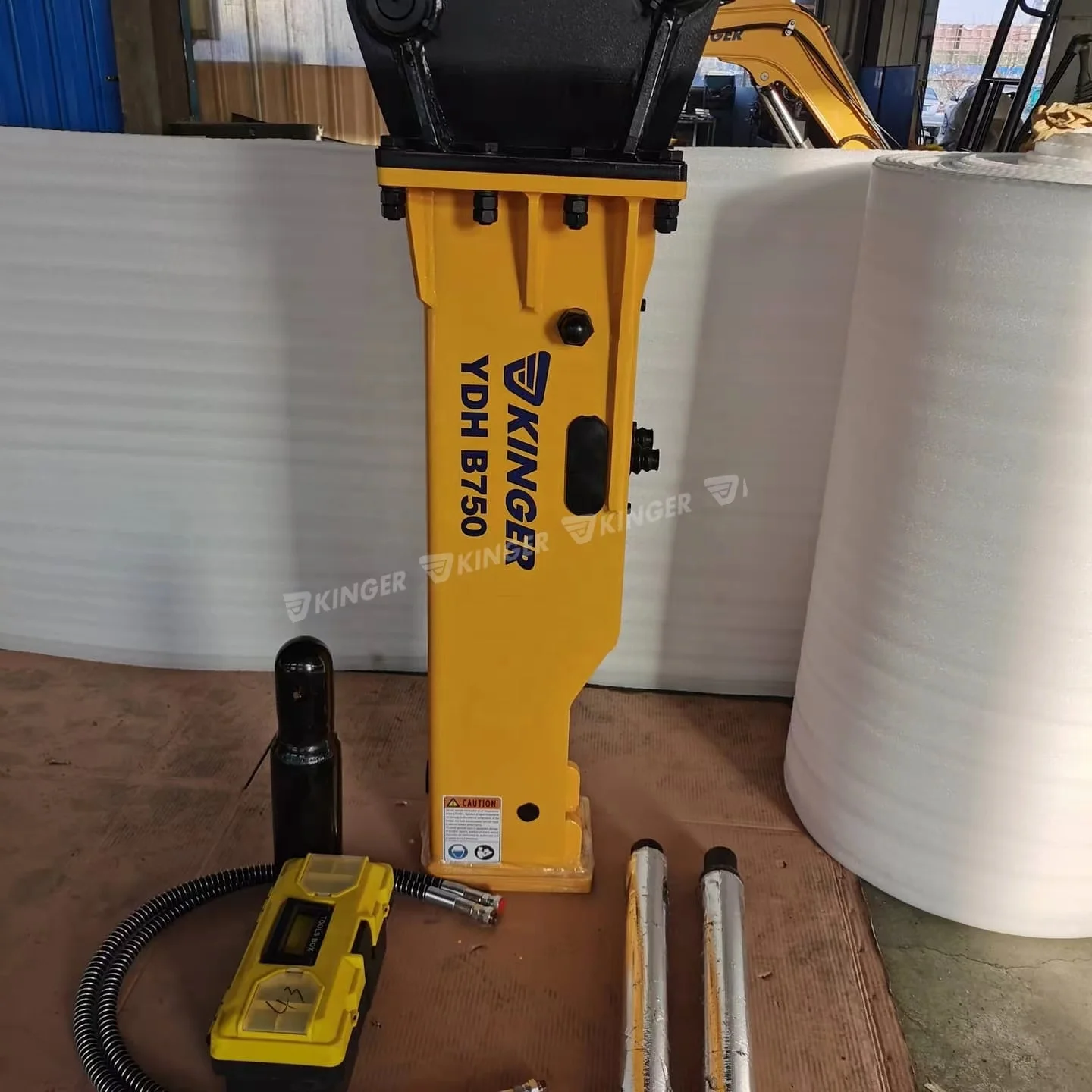 KINGER Great Power Hydraulic Breaker Banana Hammer Silent Box Type for Excavator