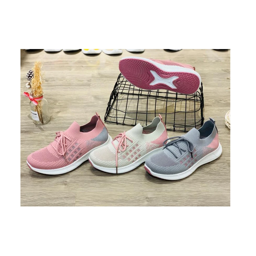 
2019 Hot Design Wholesale Clunky Sneaker Men Old School Dad Shoe Fashion Casual Shoe Thick Bottom Height Increasing Shoe 