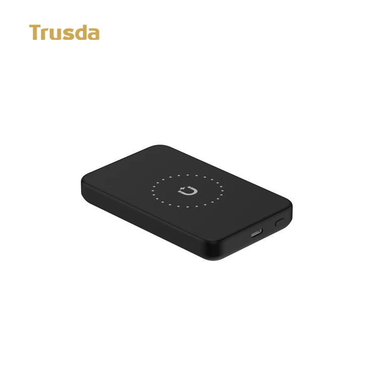 
TRUSDA RC1.10W Unique Magnetic Power Bank 5000 mAh With Wireless Quick Charge 10W Or PD 20W Via Type C Port For Phones 