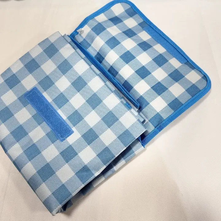 Large Picnic Blankets Waterproof Sand Mat for Beach Camping Hiking Travel Family Concerts Grass Park Music Festival Lawn Mats