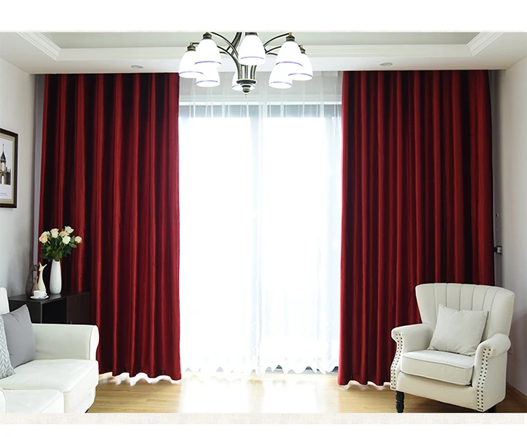 Затемняющие оконные шторы из необычного материала для отеля