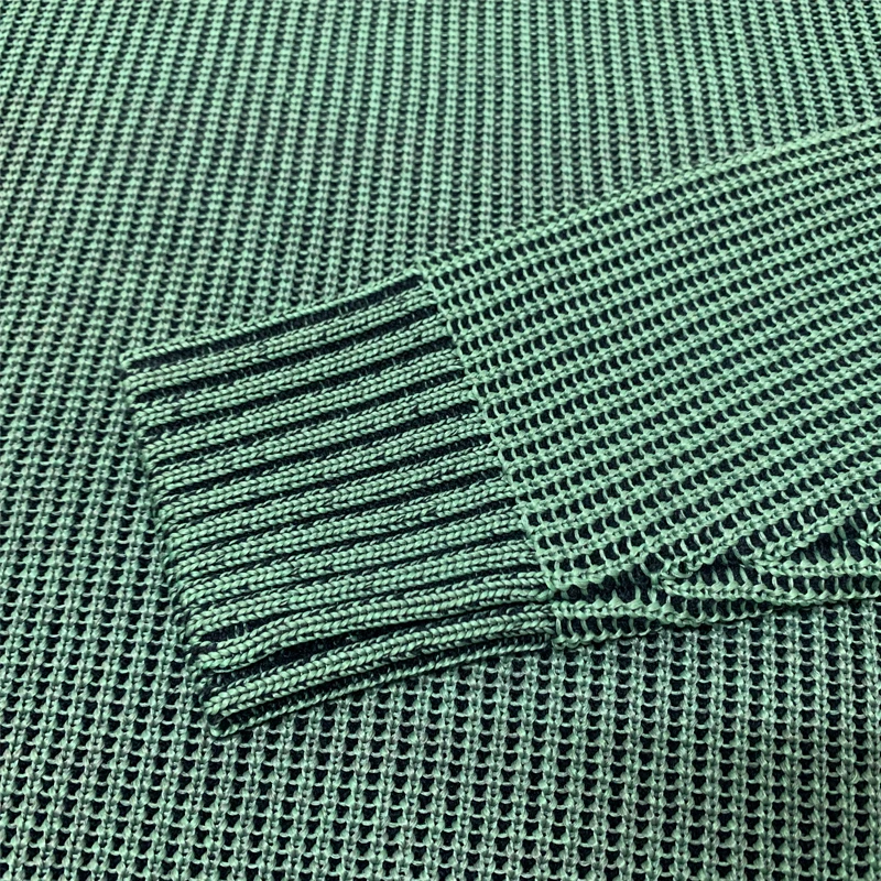 Finch Garment Crew Neck Sensitive Yarn Color Changing Thermochromic Sweater Knit Heat Reactive Sweater