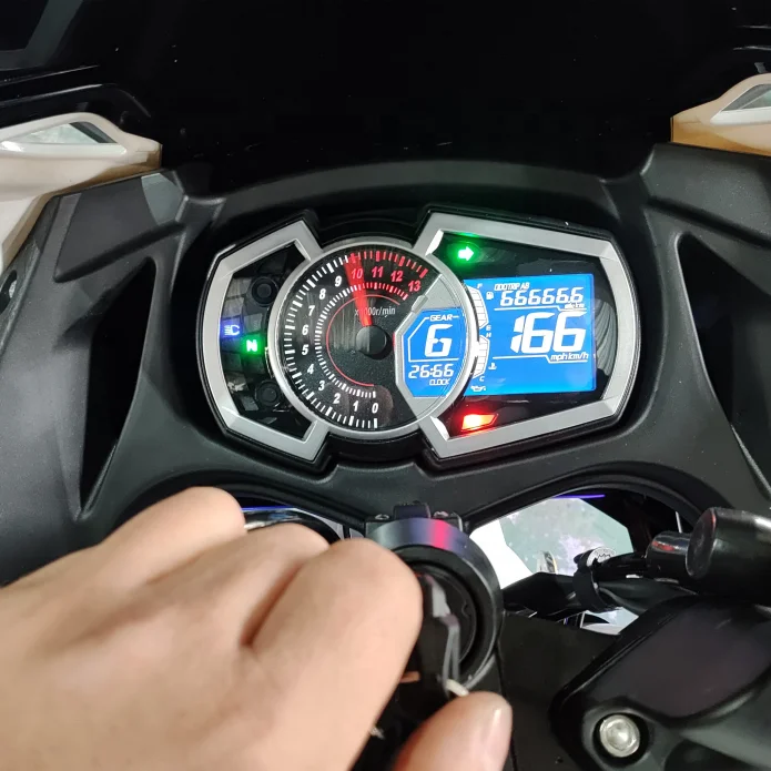 Good Performance 250CC Racing Motorcycle with Oil Cooling 4 Stroke Gasoline Engine Disc Brakes