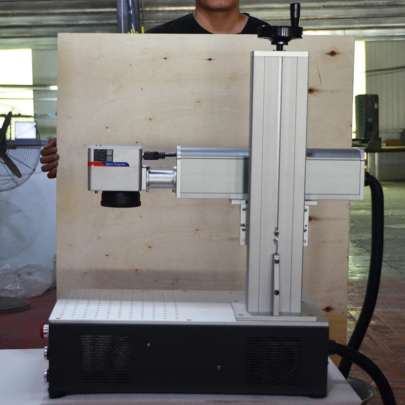 Made in China 20w 30w 50w Desktop Portable Fiber Laser Marking Machine Portable Laser Marking Machine for Metal