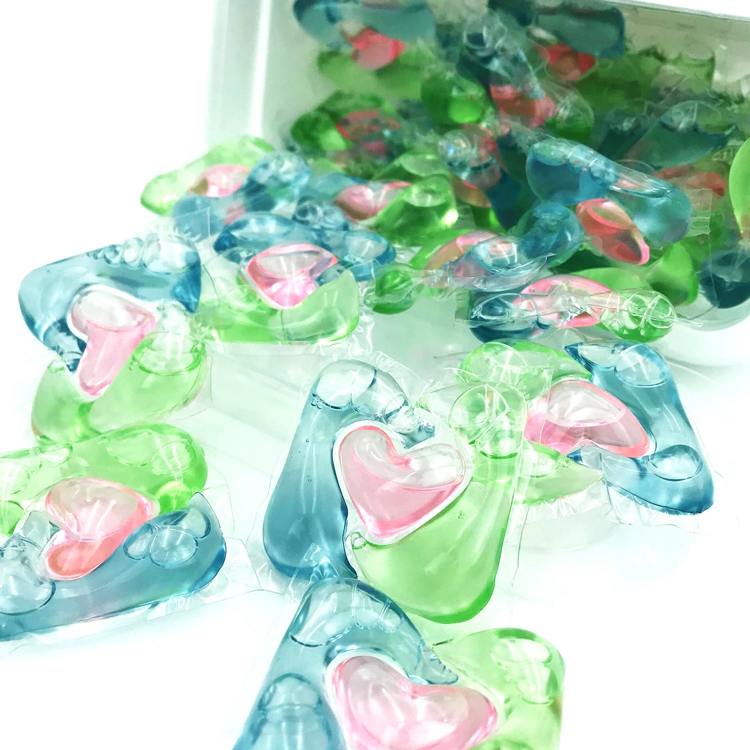Chinese Supplier Concentrated Stain Removal Formula Bleach Suitable Tough Stains Laundry Capsules