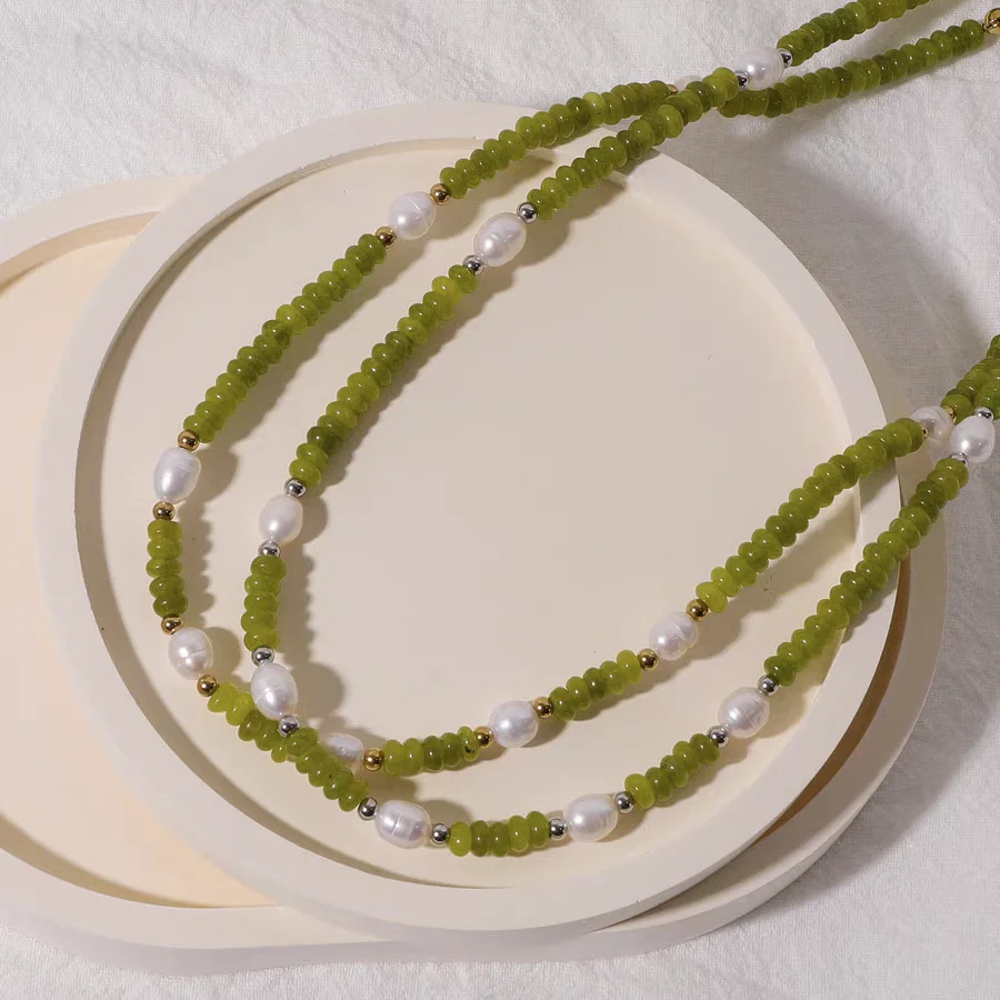 2024 New Trend Exquisite Daily Green Pendant Necklace Light Luxury Simple Pendant Necklace