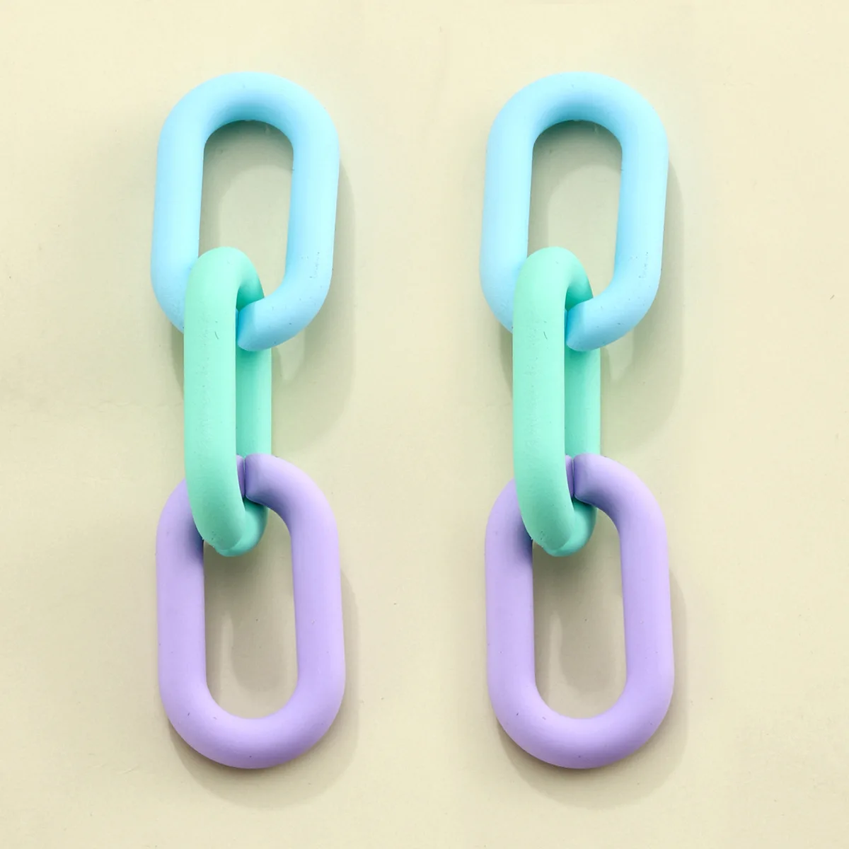 Acrylic Colorful Spray Paint Geometric Earrings Rainbow Painting Long Chain Shape Acetic Acid Dangle Earrings for Women Jewelry