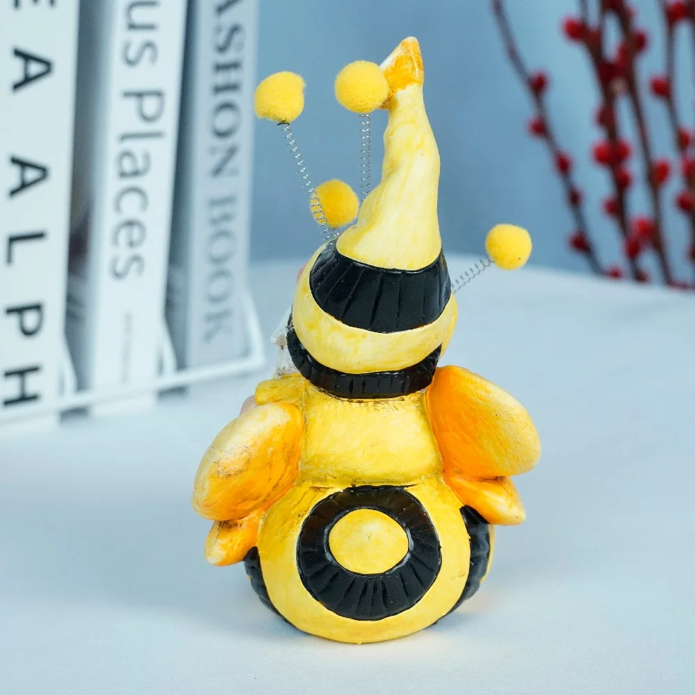 2023 Garden Gnome Statue Resin Spring Bee Gnome Figurine Siting on the bee for Lawn Ornaments Outdoor Decoration