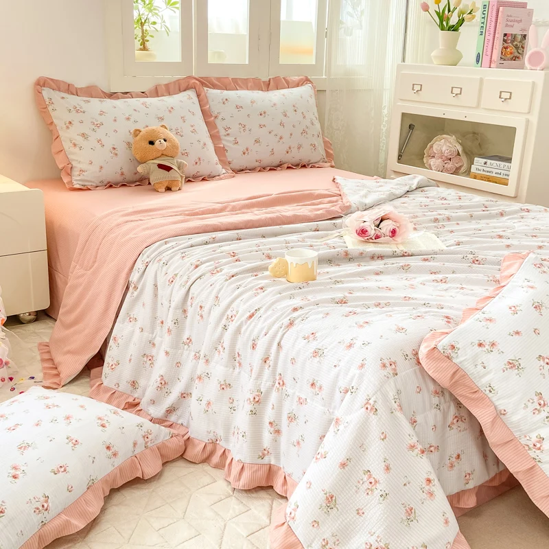 Grade A soft microfiber custom digital printed floral quilt 100% cotton quilting fabric set king size