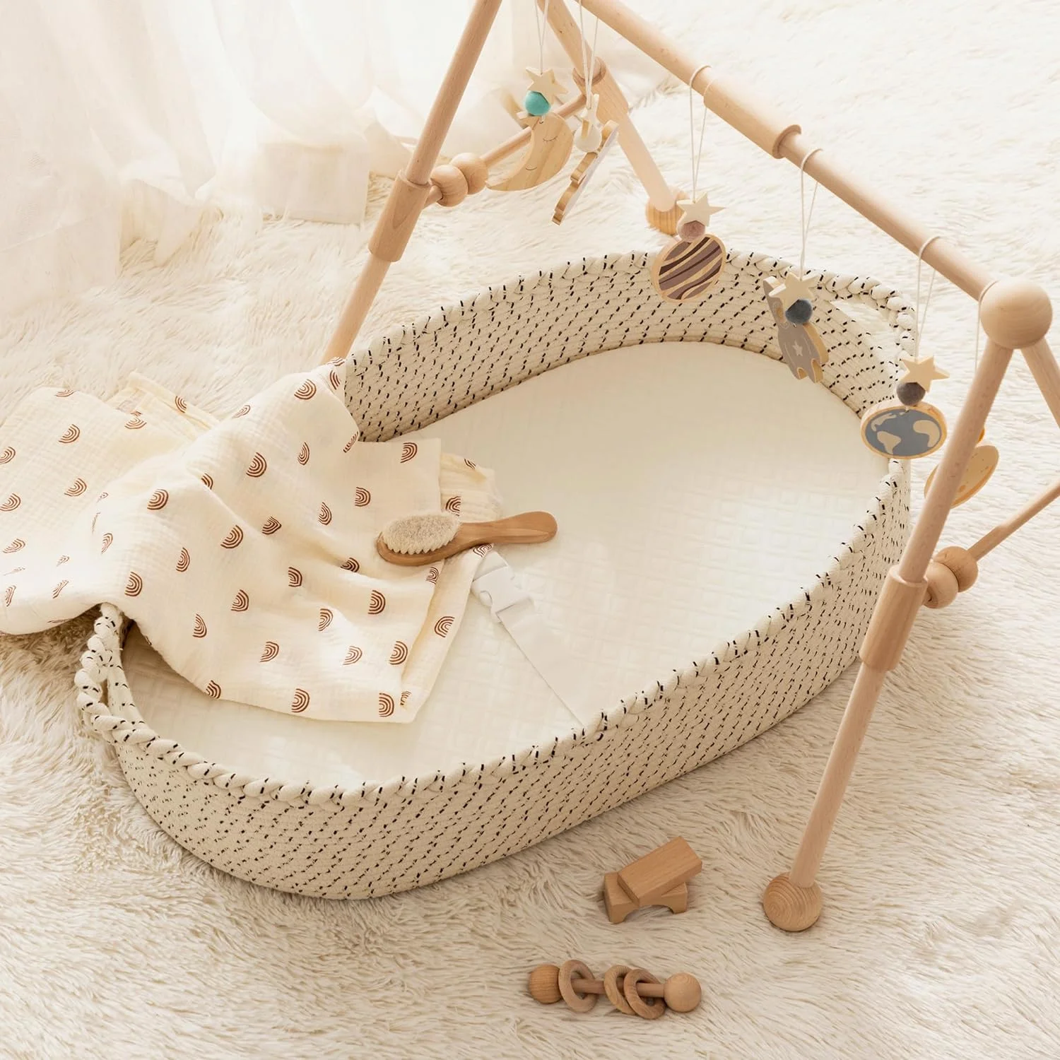 Unisex Beige Baby Cotton Rope Moses Basket for Newborn with Foam Pad Waterproof Cover
