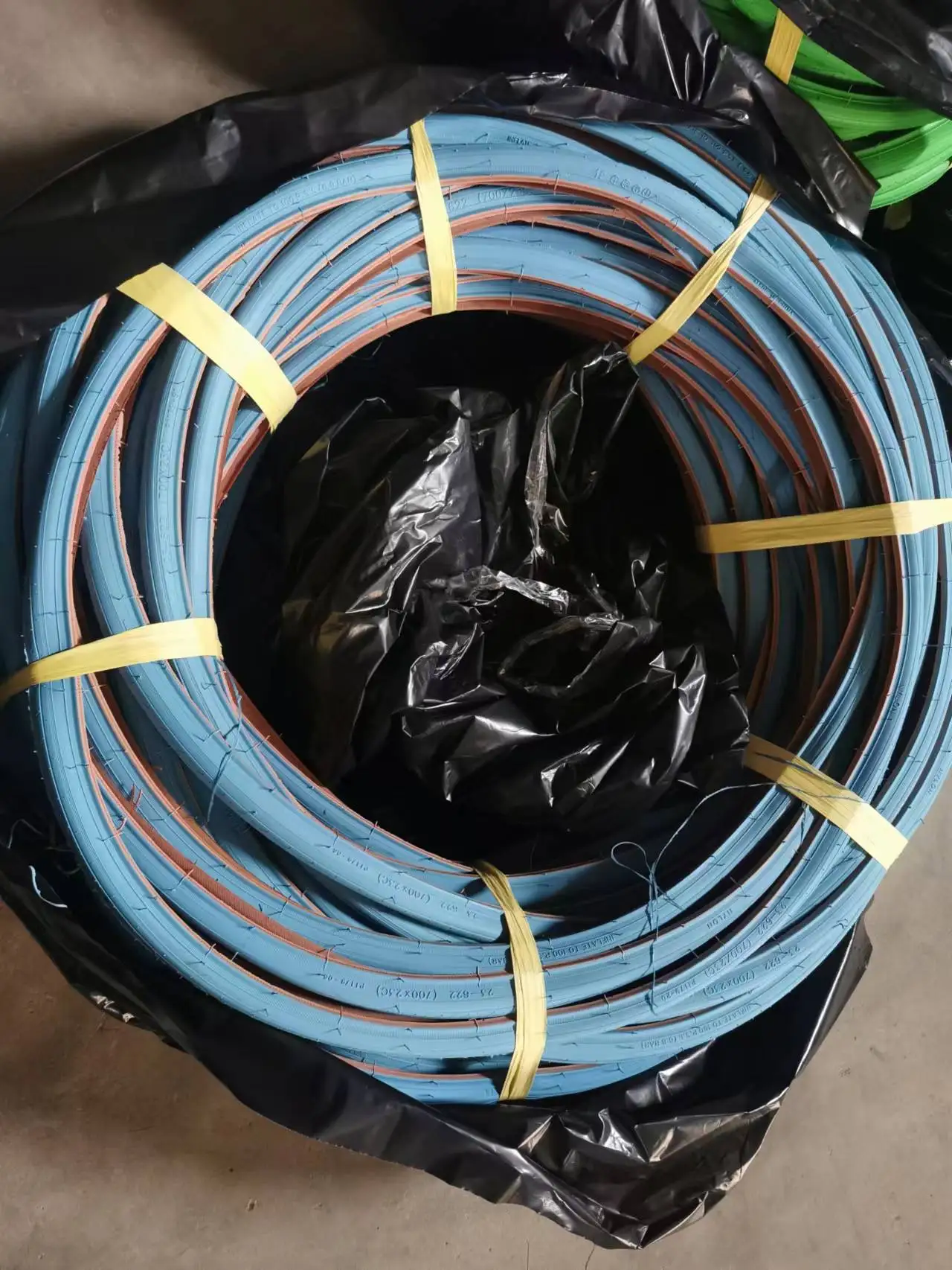 700*23c bike tires ,H0T63 Fixed gear bike parts Mountain Bicycle tires 700 c * 23 c inner tube cover colorful
