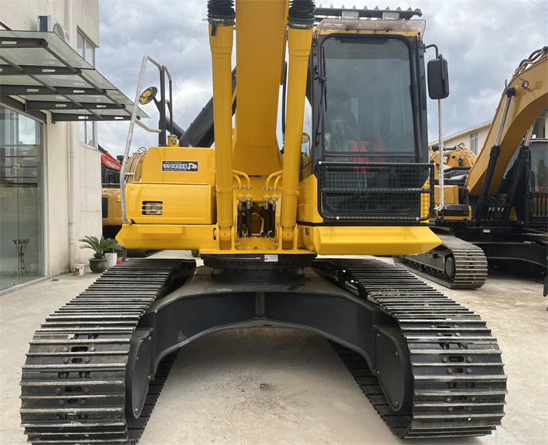 Инженерная строительная техника японская оригинальная komatsu pc220 pc220-8 б/у экскаватор дешевая цена