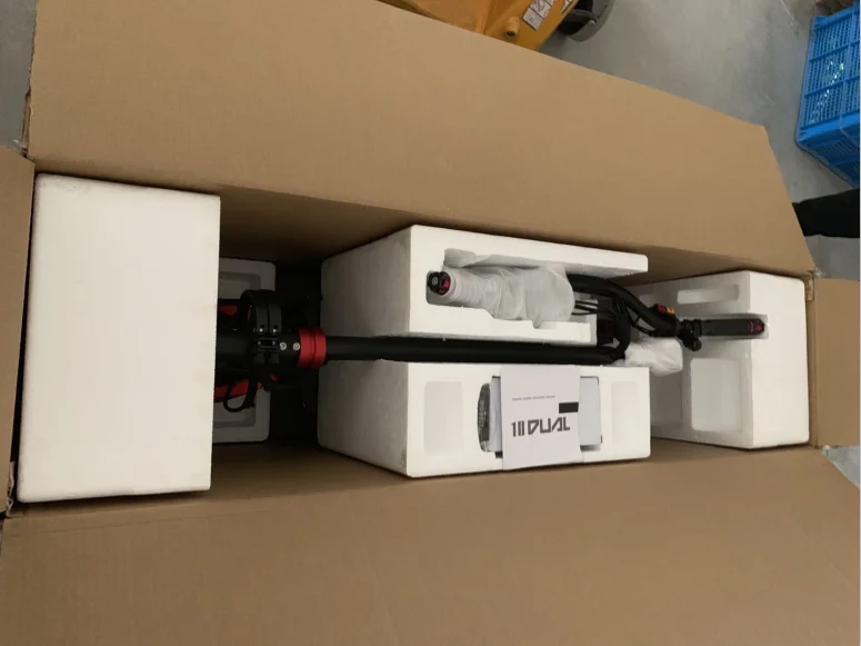 Manufacturers can customize 2 Wheels Foldable Electric Scooter 8 Inch adult Elektro Scooters