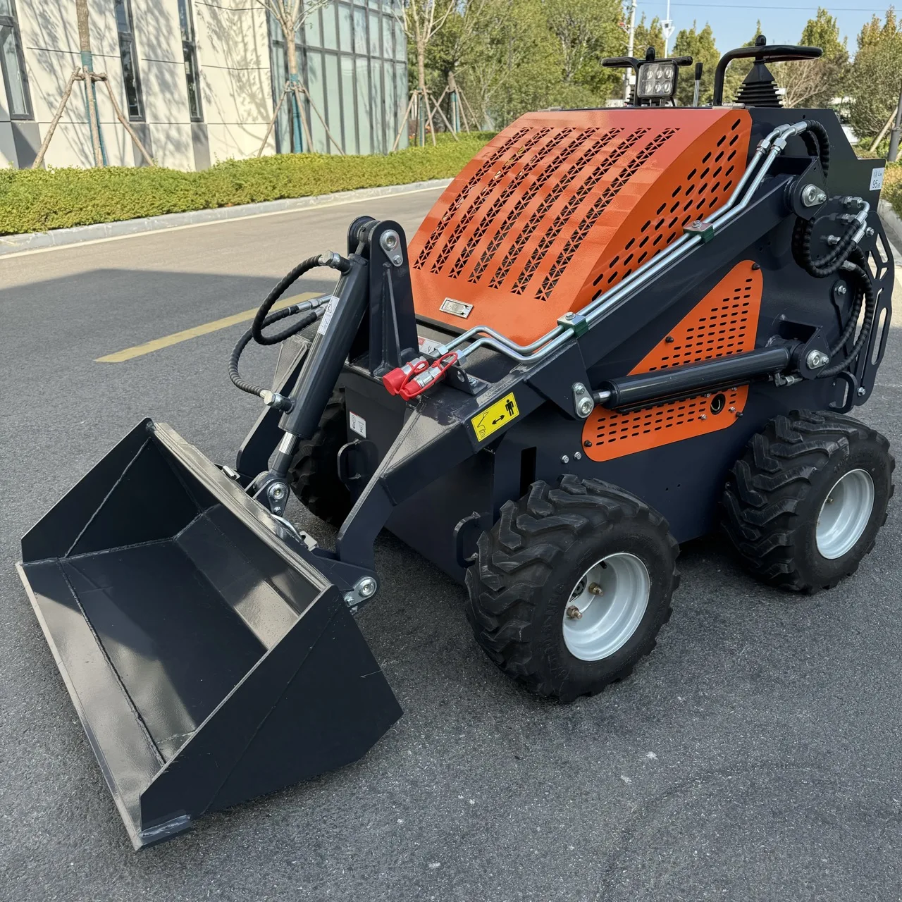 Китайский дизельный колесный погрузчик RBX Строительная техника мини-погрузчик с кусторезом и