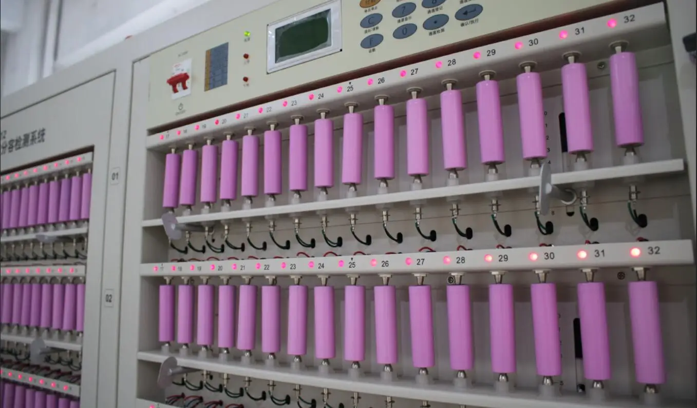 Rechargeable Lithium Ion Battery 3.7V 2600Mah Li Ion Batteries High Discharge 5C Cell For Consumer Electronics