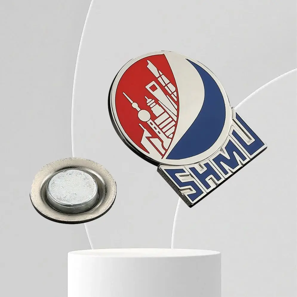 Sports Car Metal Soft Enamel Badge Strong Factory Wholesale Paint Badges Women Brooch