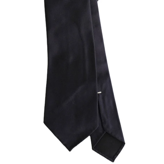 High Quality Made in Italy Luxury Fabric Tie for Man in Pure Silk Hand Made For Business Man Unisex