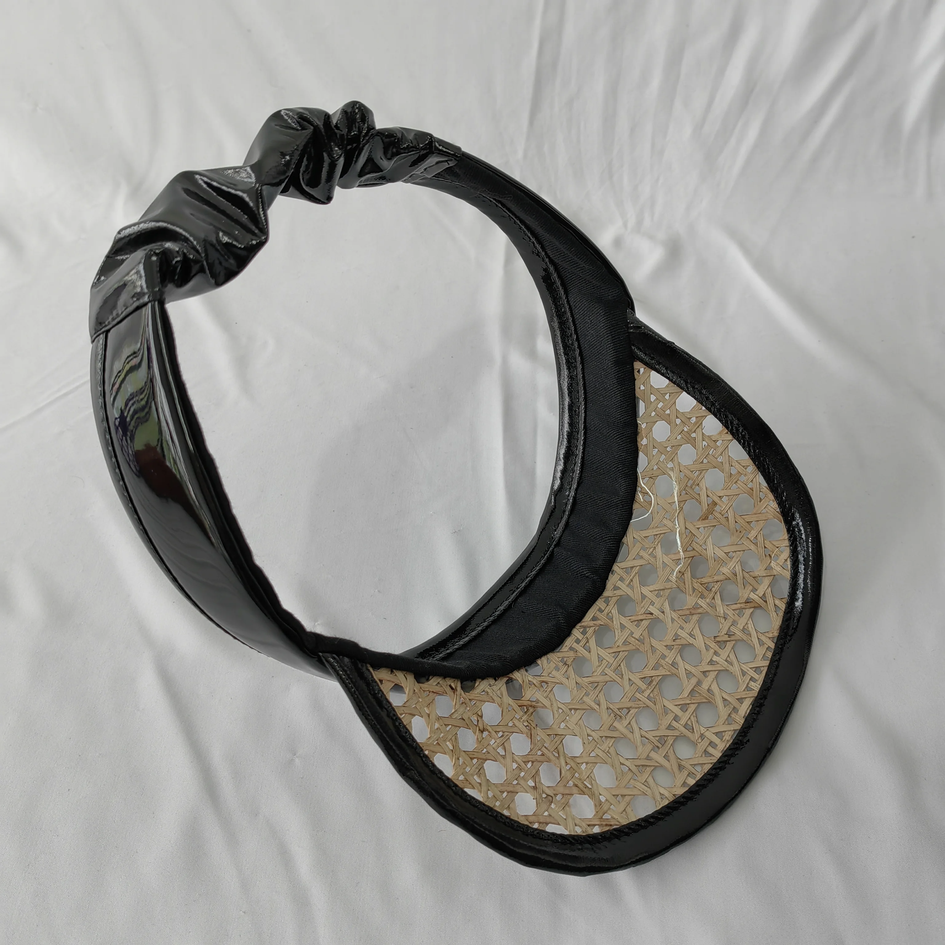 Korean fashion trend Bamboo fashion sports hat A large brim a hat