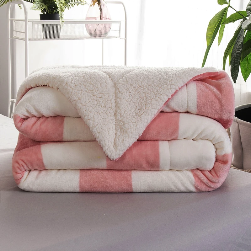 Wholesale Sherpa Blanket  Amazon  Cheap  Digital Printed Plaid Fluffy Reversible Sherpa Baby Bed Blanket For Winter