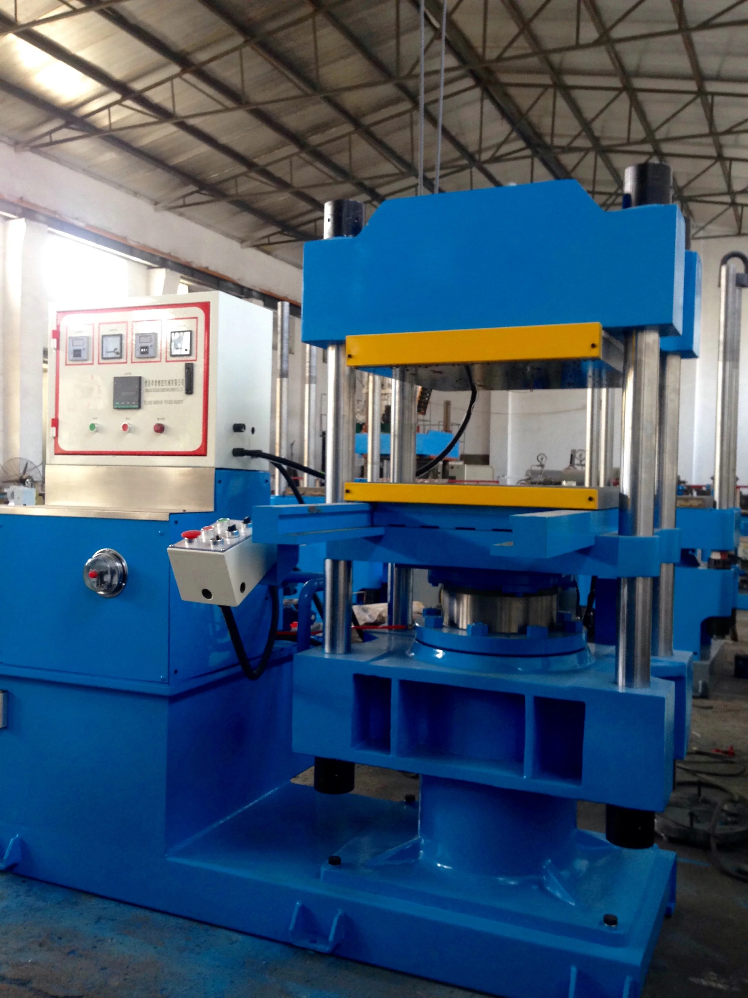 100Ton 600*600mm Rubber Dumbbell vulcanizing press machine